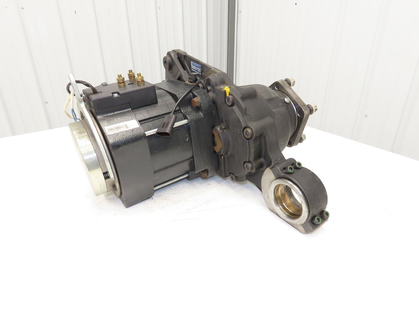 Yale 8818770 Forklift Front Left Drive Axle & Motor 5-Lug Off ERP035VTN36TE084