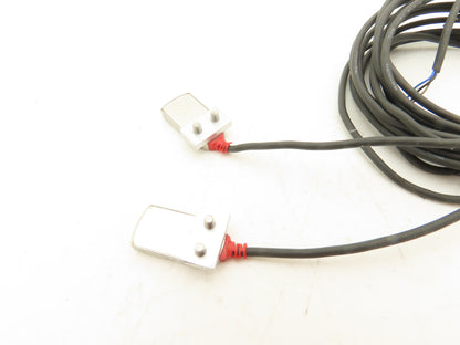 Keyence PR-FB30P3 Mini Photoelectric Sensor Flat Reflective 60" Cable  Lot of 2