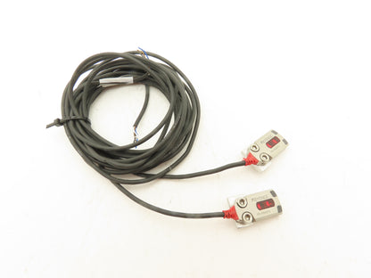 Keyence PR-FB30P3 Mini Photoelectric Sensor Flat Reflective 60" Cable  Lot of 2