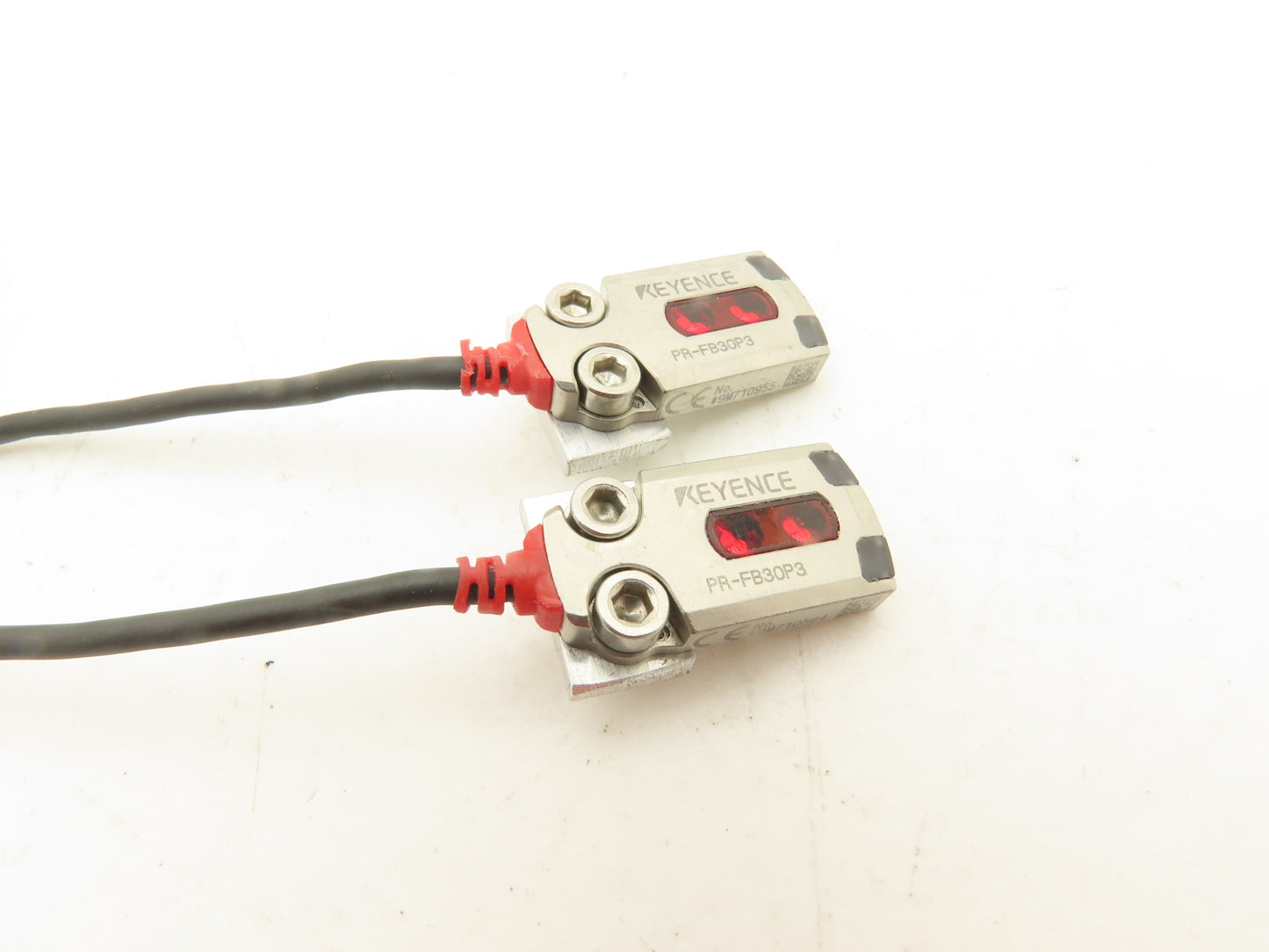 Keyence PR-FB30P3 Mini Photoelectric Sensor Flat Reflective 60" Cable  Lot of 2
