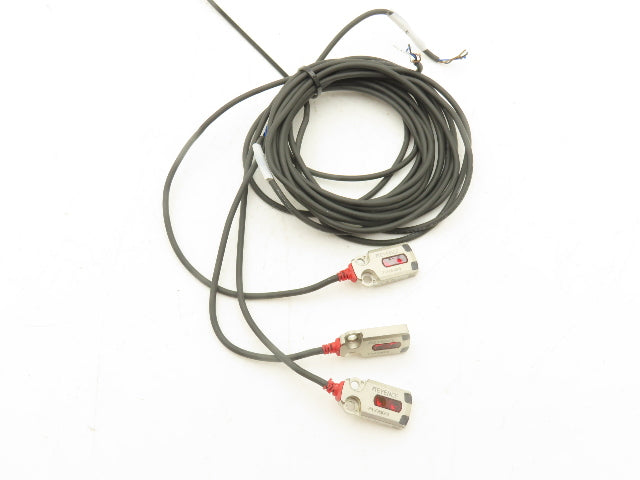 Keyence PR-FB30P3 Mini Photoelectric Sensor Flat Reflective 48" Cable  Lot of 3