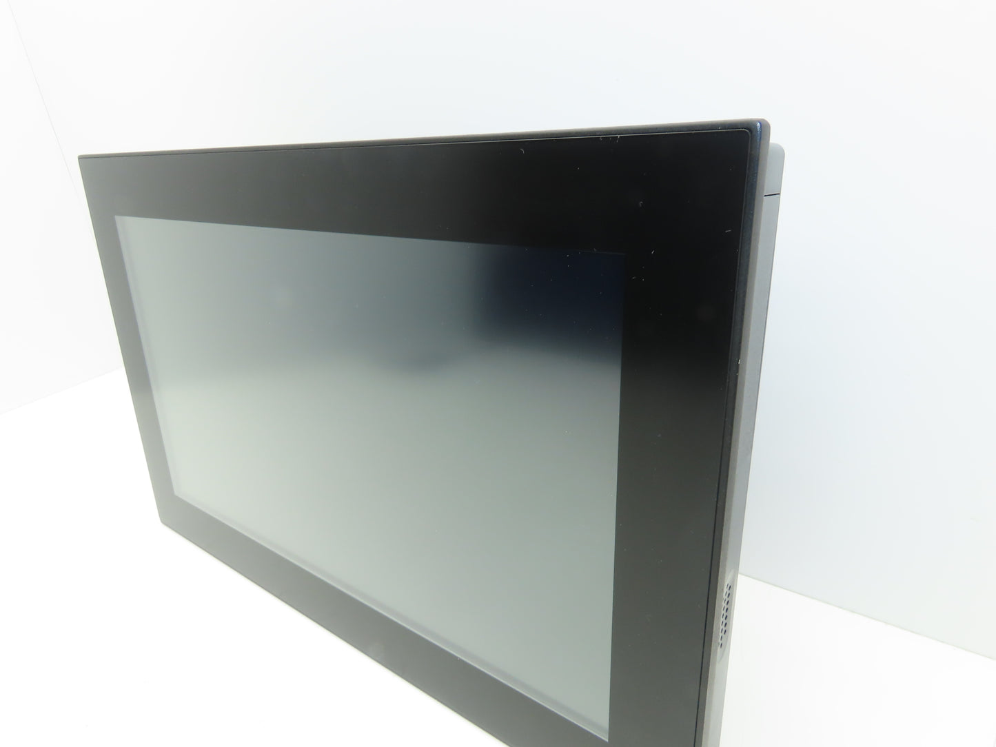 Advatech PPC-3151W-P75A 15.6" Touchscreen Panel PC Intel Core i5-7300U Processor