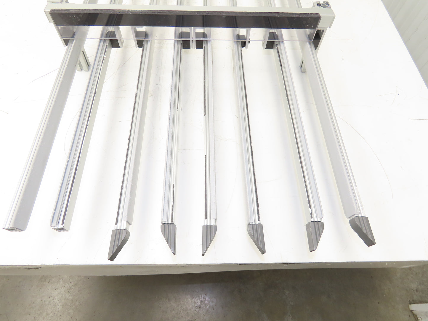 Dorner 2200 Series 18"W x 60"L Conveyor Bed Lane Guides Adj Small Parts Divider