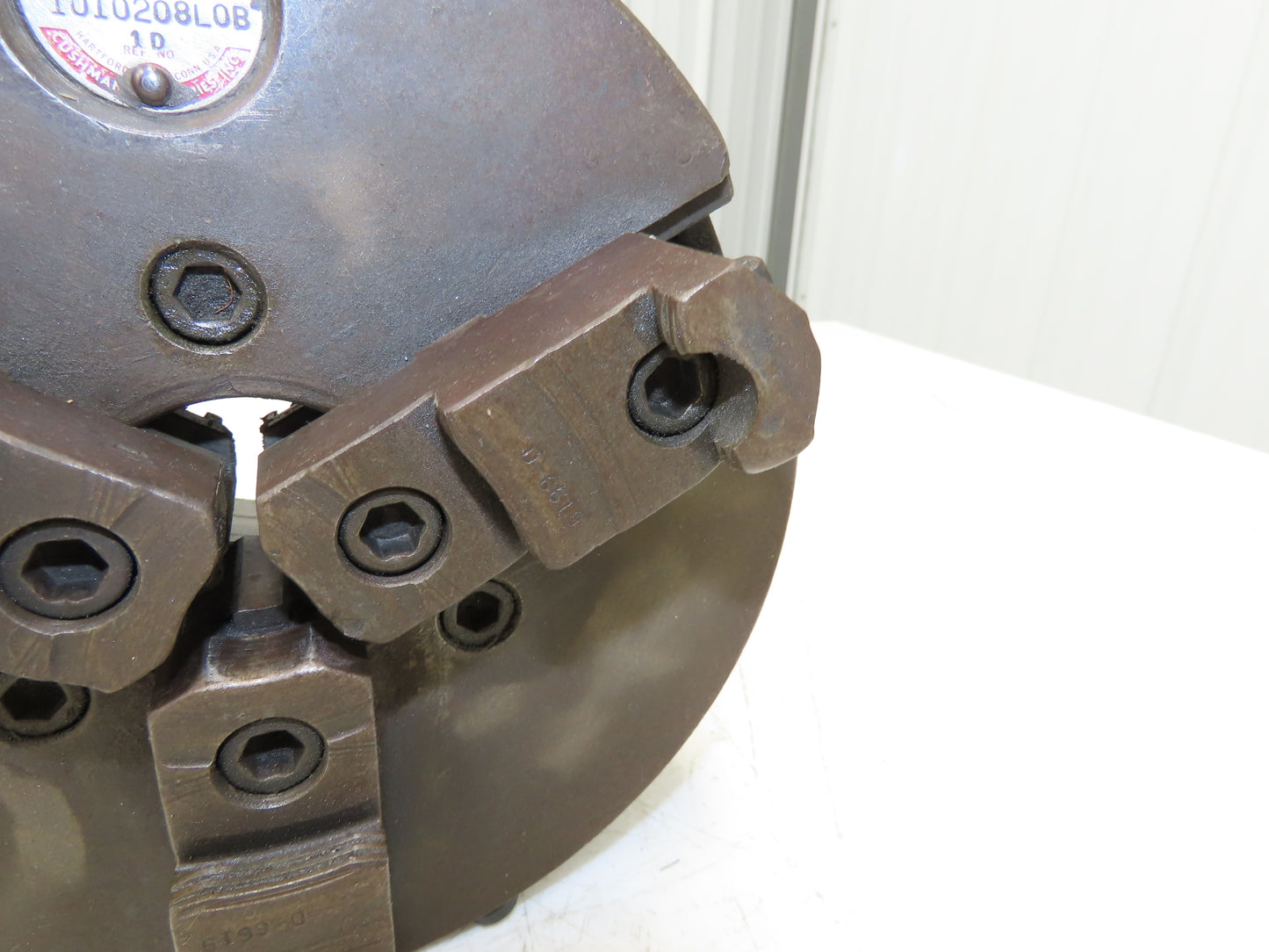 Cushman 1010208L0B 3-Jaw Independent Manual Lathe Chuck 8" OD L0 Taper Mount