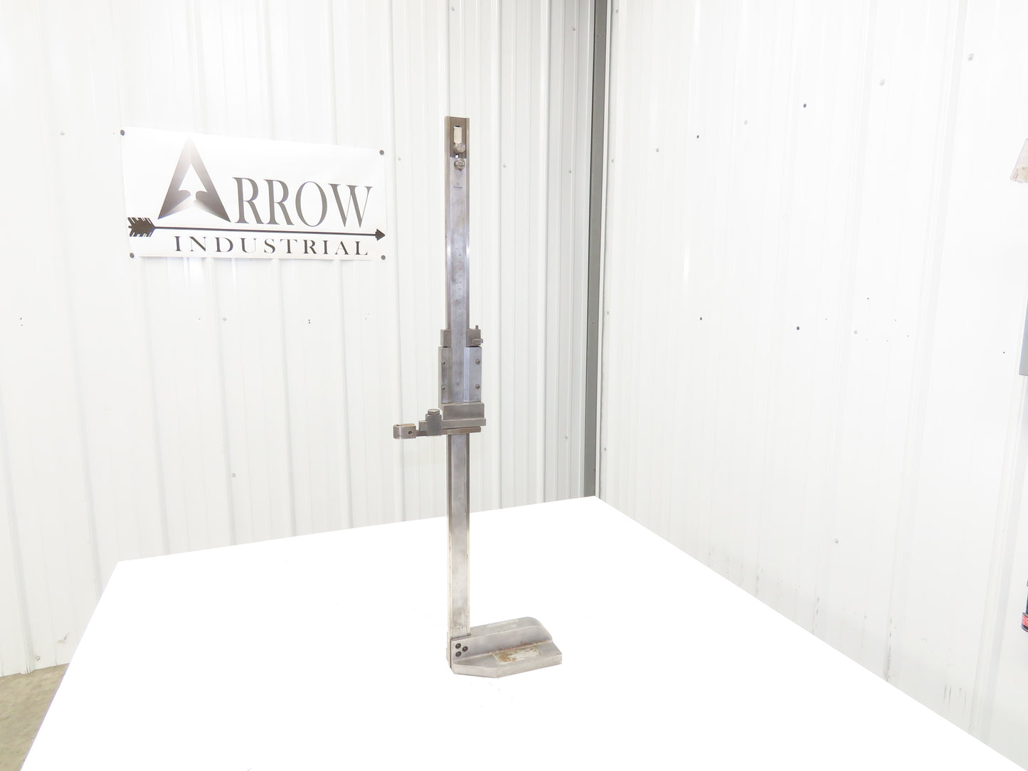 Mitutoyo 24" Vernier Height Gage 0-24" Range 60cm Stainless w/Indicator mount