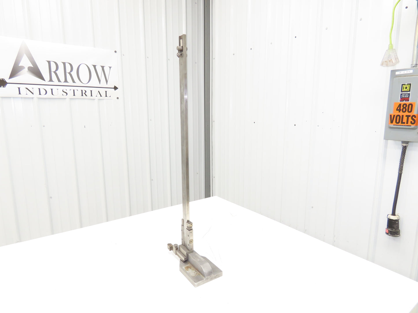 Mitutoyo 24" Vernier Height Gage 0-24" Range 60cm Stainless w/Indicator mount