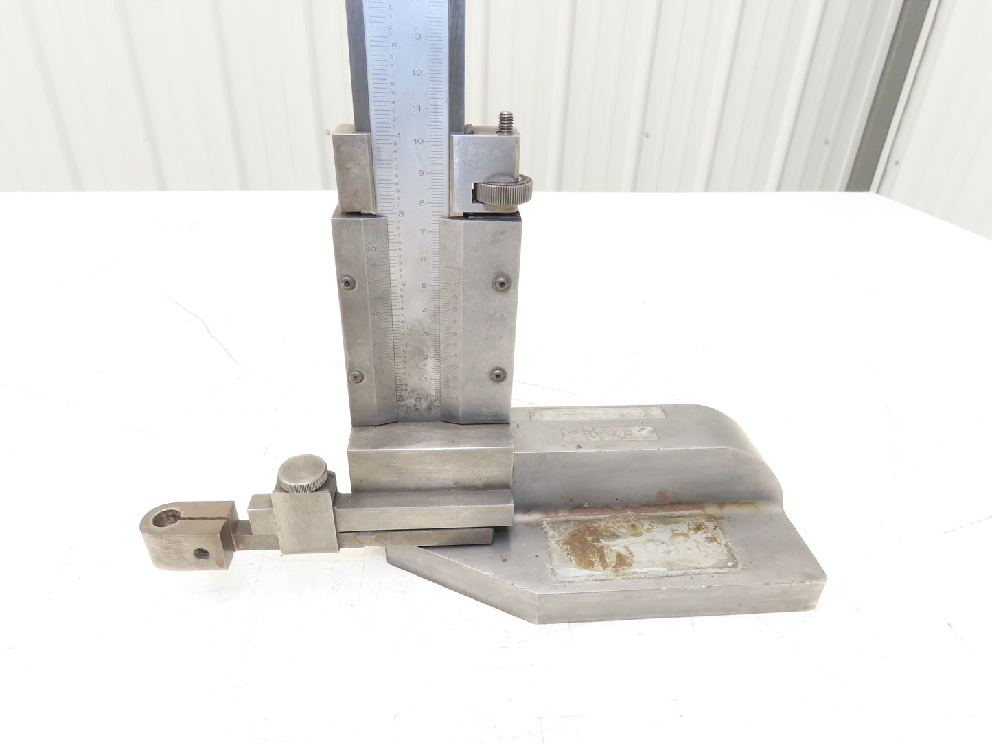 Mitutoyo 24" Vernier Height Gage 0-24" Range 60cm Stainless w/Indicator mount