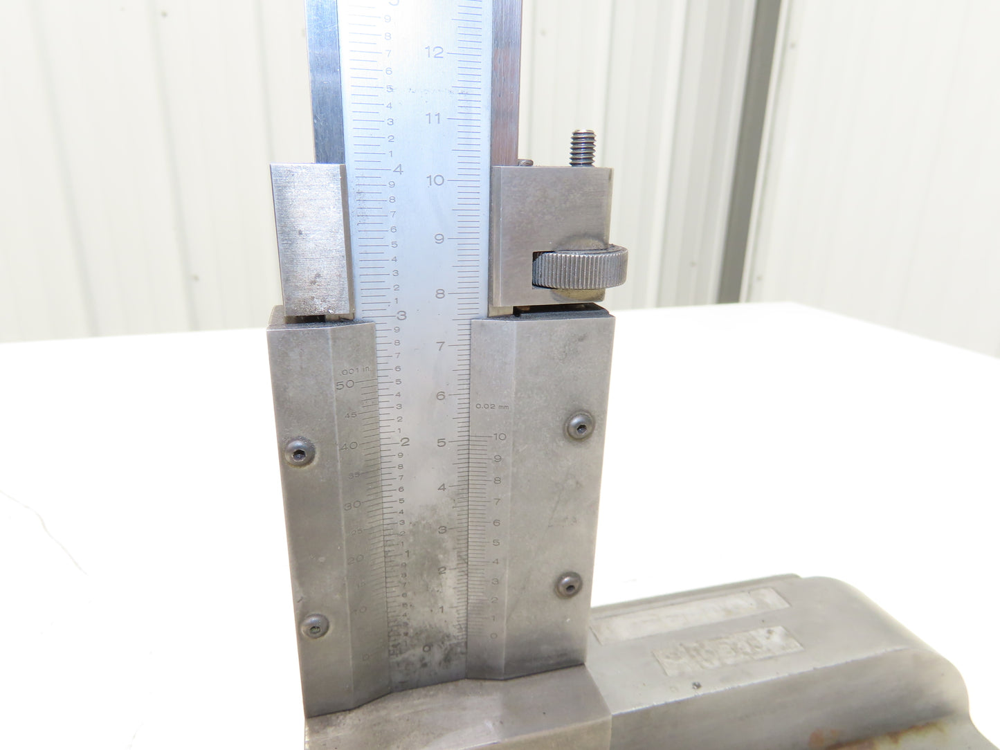 Mitutoyo 24" Vernier Height Gage 0-24" Range 60cm Stainless w/Indicator mount