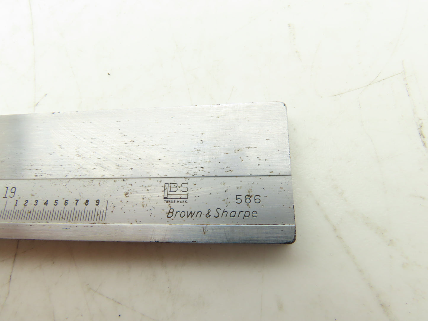 Brown & Sharpe 586 Vernier Height Gage 0-20" Range Stainless w/Indicator mount