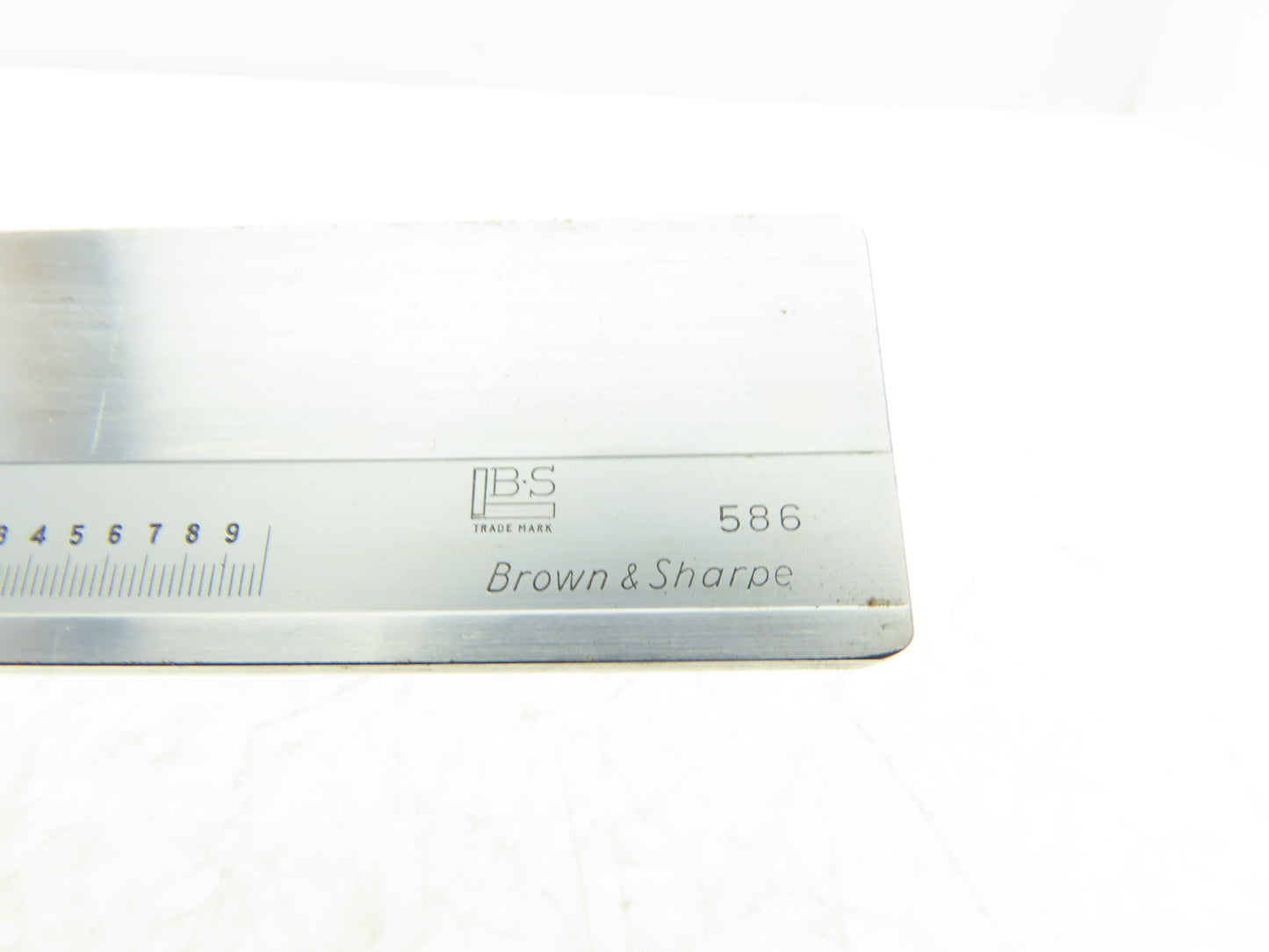 Brown & Sharpe 586 Vernier Height Gage 0-20" Range Stainless