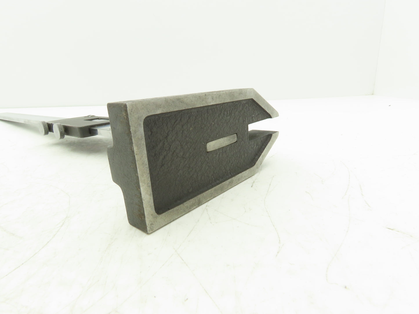 Brown & Sharpe 586 Vernier Height Gage 0-20" Range Stainless