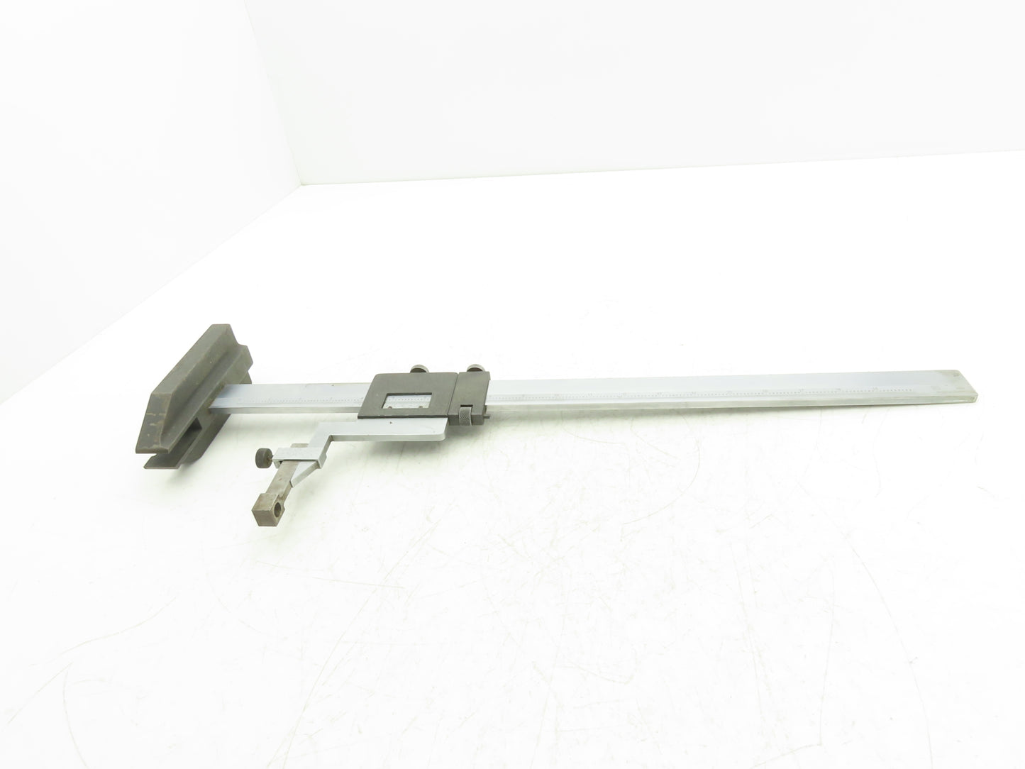 Brown & Sharpe 586 Vernier Height Gage 0-20" Range Stainless
