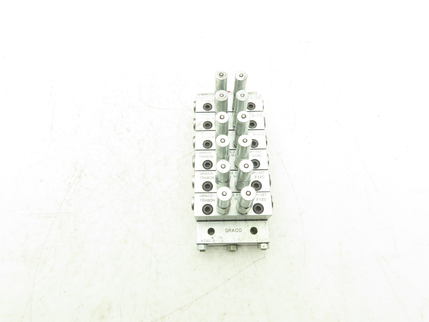 Graco 24G488 6 Section Modular NPSF Base Plate & Trabon MSP Divider Valves