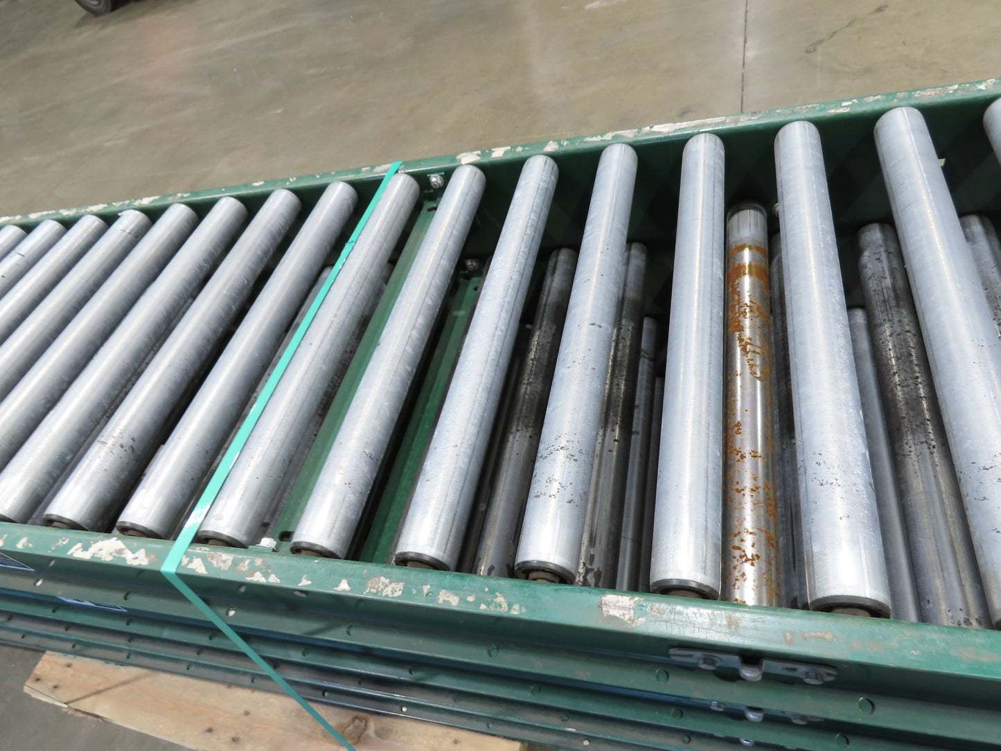 Dematic Rapistan 24"x 12' Gravity Roller Conveyor 22"BF 1.9"Dia  5-Sections 60'L