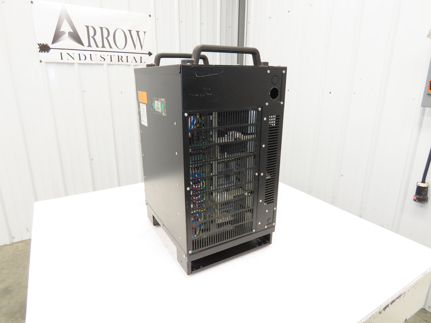 Crown FS5LUV-530-US01 V-Force Forklift Battery Charger 48V 1000Ah 250A 480V 3Ph