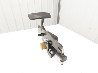 Hyster E80XN Forklift Brake Pedal & Master Cylinder & Bracket Assembly
