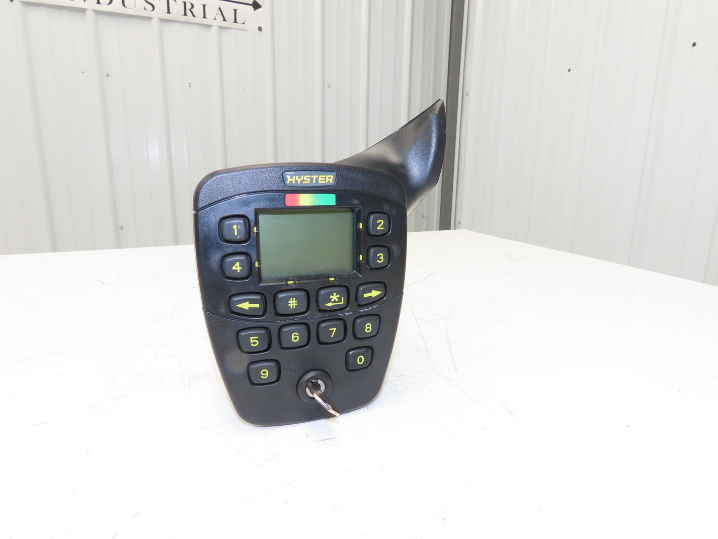 Hyster 8539580 Forklift Display Controller Module Rev 0 W/Key Off E80XN