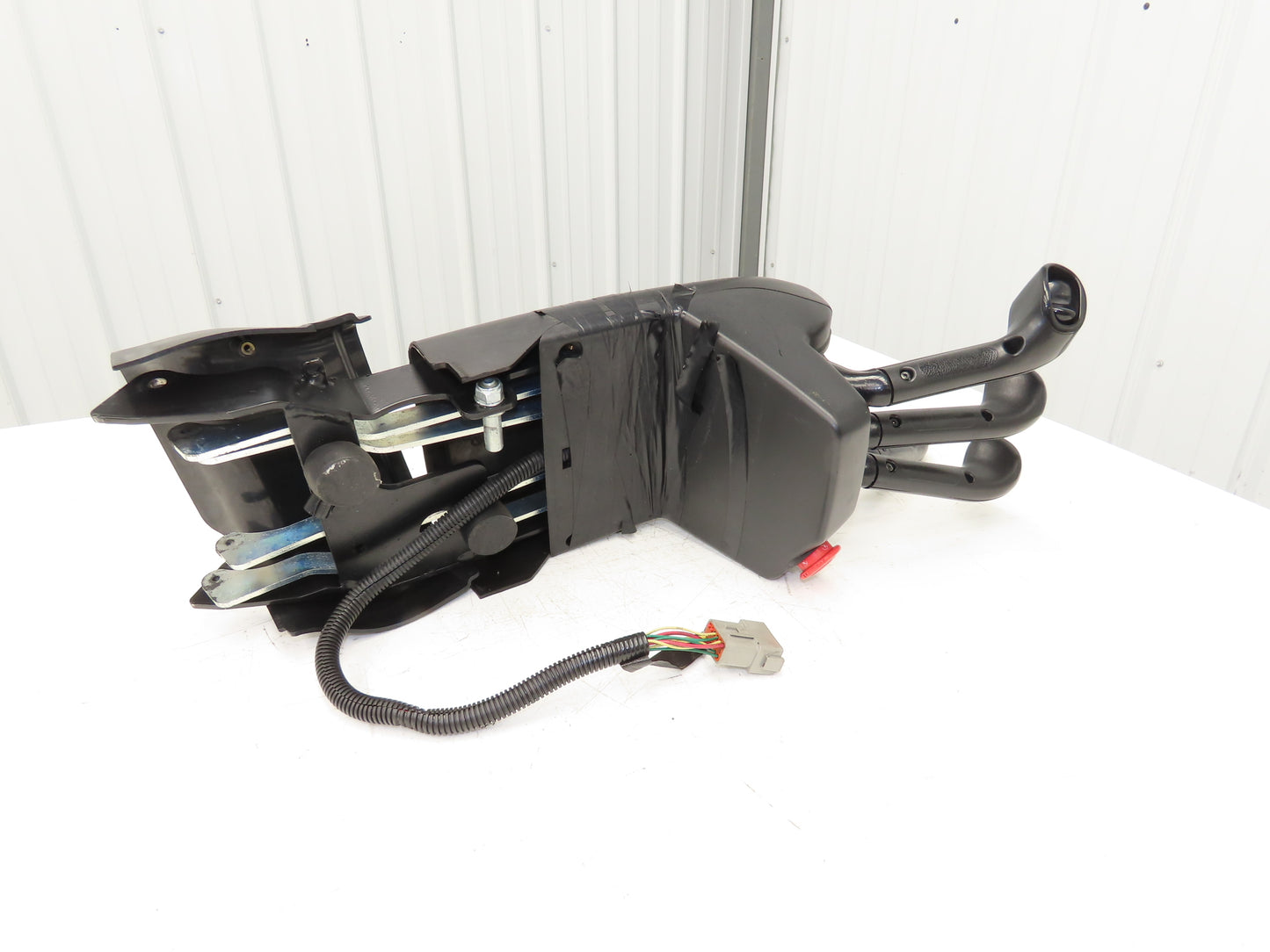 Hyster E80XN Forklift Four Lever Control Assembly Lift Tilt Shift Position READ