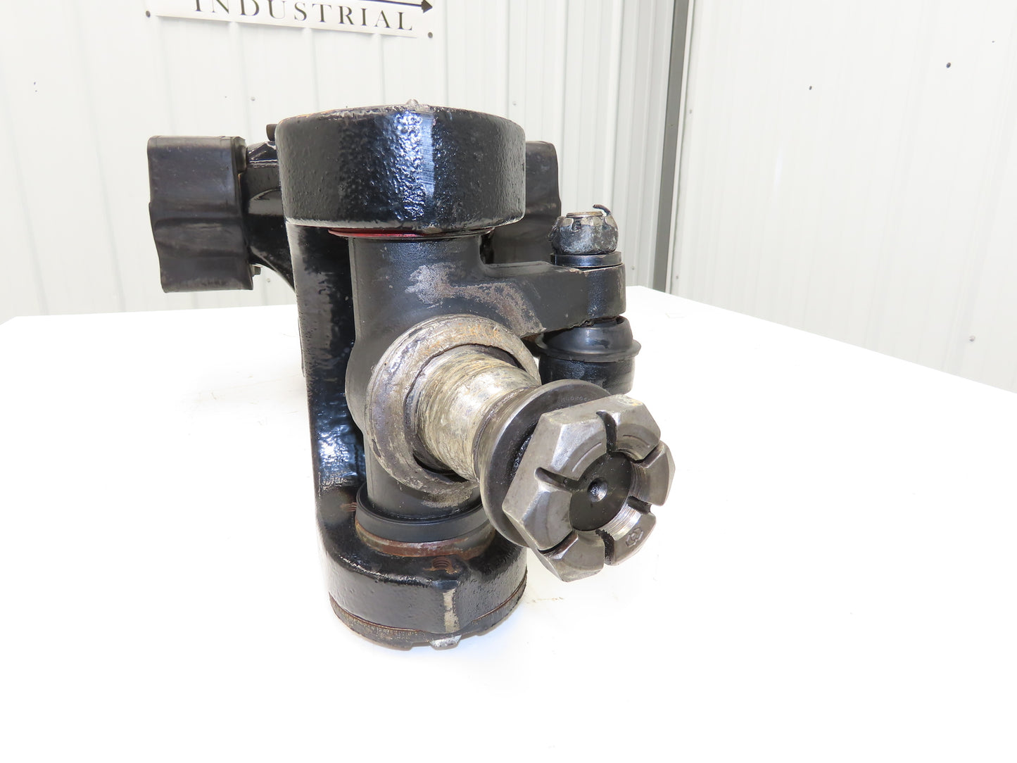 Hyster E80XN Forklift Rear Axle Dual Hydraulic Steering Assembly 8527474
