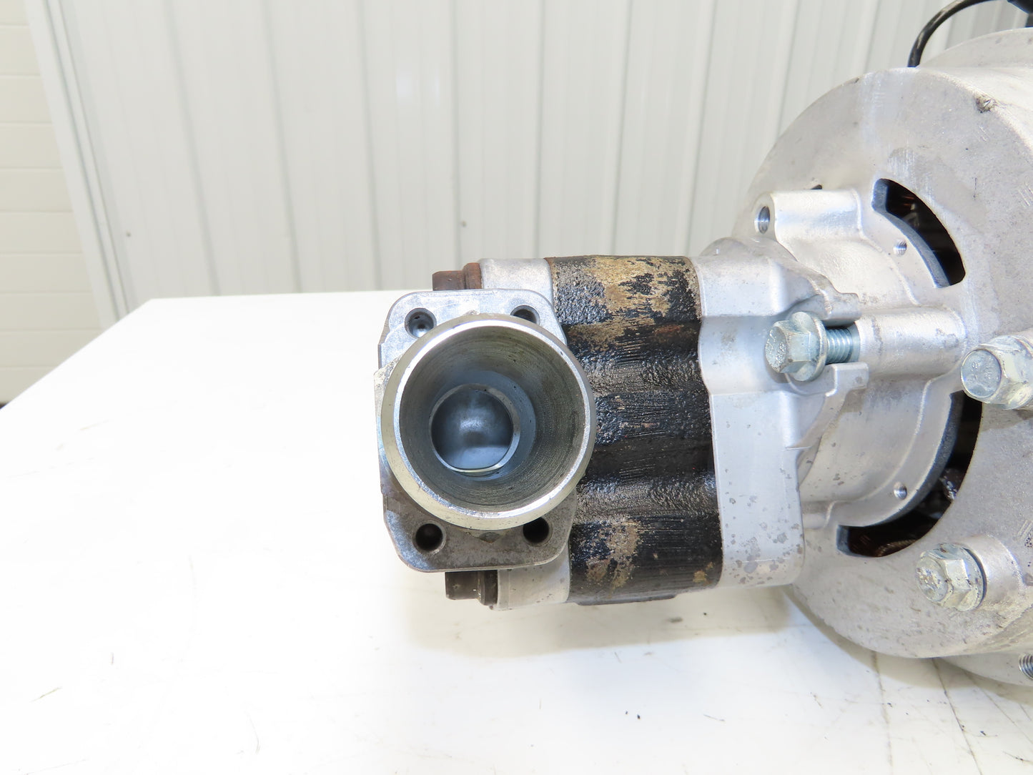 Hyster 8813389 Forklift Hydraulic Motor 48V & Pump 8811653 Removed From E80XN