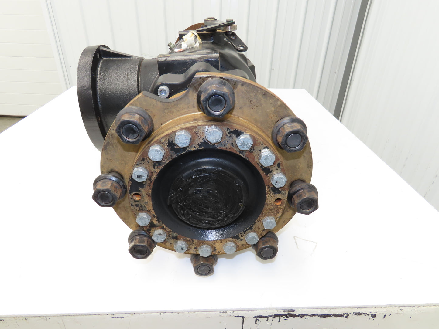 Hyster E80XN Forklift Front Dual Wheel Drive Axle Assembly 8-Lug Off E80XN