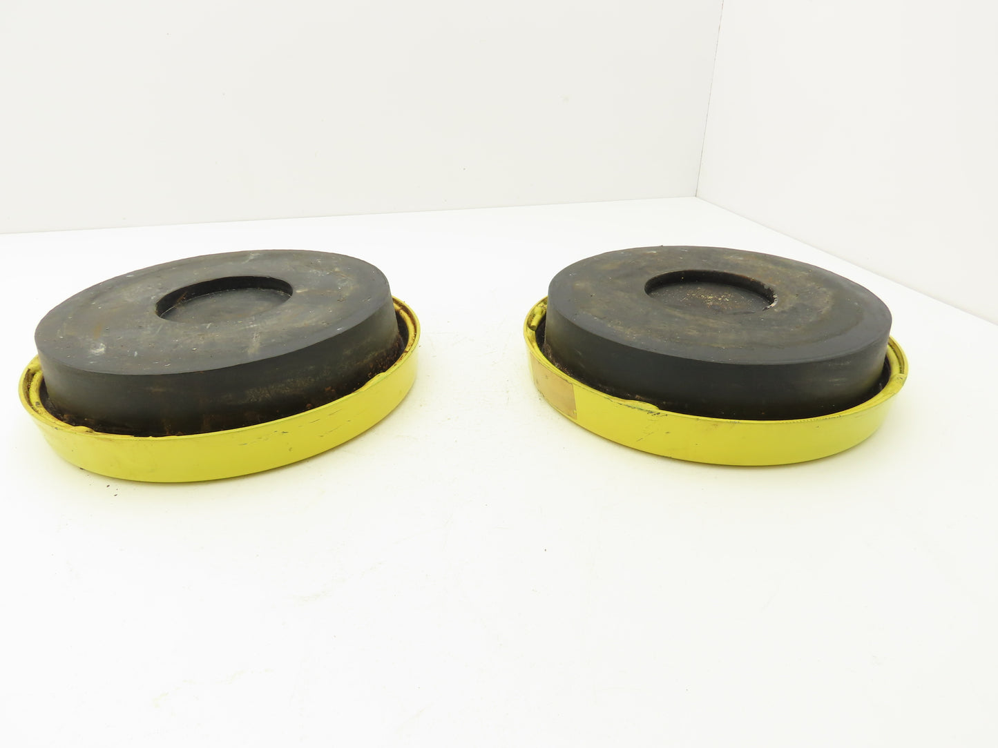 Tech Products 52229 Studded Leveling Feet 13,000lb Load Capacity Base Lot of 2