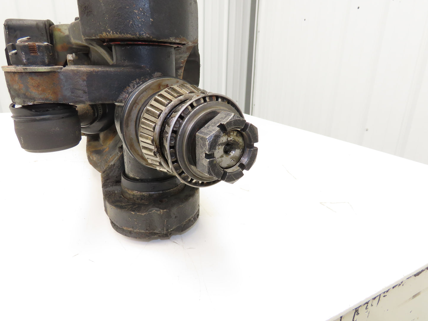 Yale 370401 Forklift Dual-Wheel Rear Steer Axle Assembly ERC080HDN36SV084