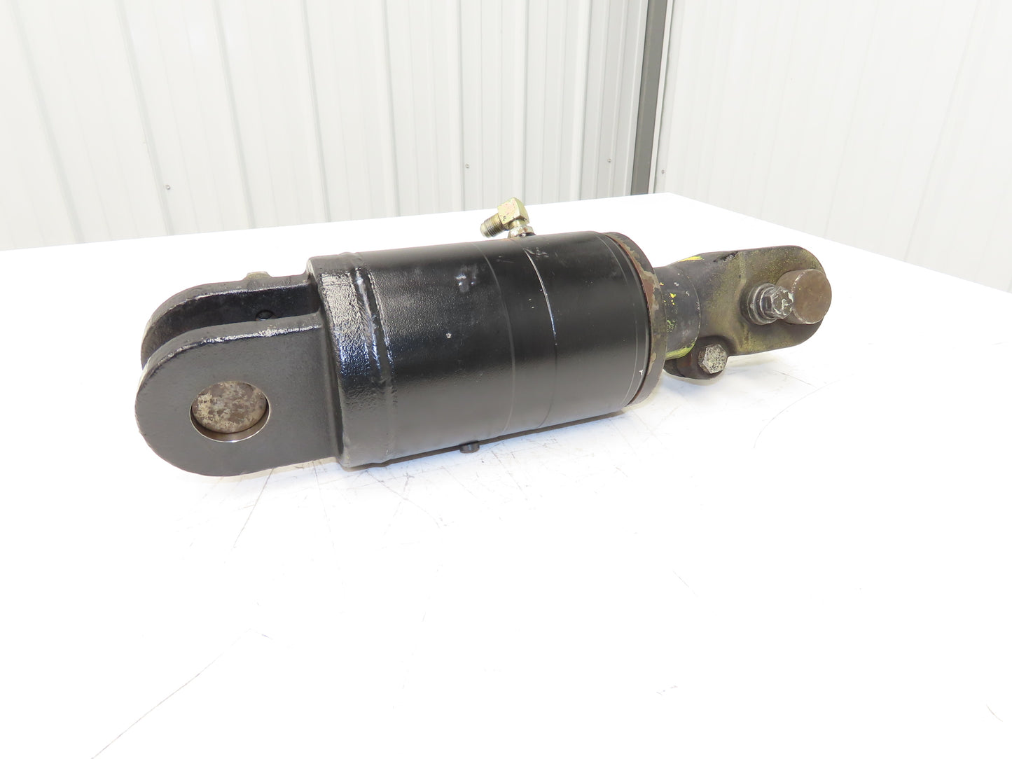 Yale 1504880 Forklift Hydraulic Tilt Cylinder Removed From ERC080