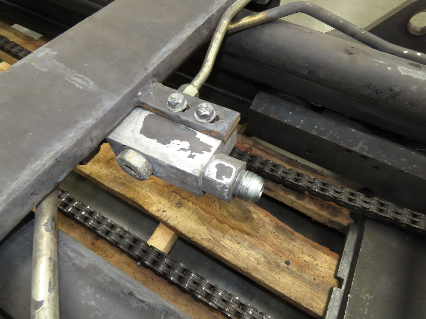 Yale 8500801 Forklift Mast 2 Stage 3 Lever 120" Lift 8000lb Class 2 Off ERC080HD