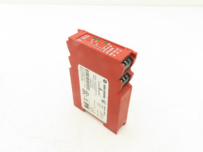 Allen Bradley MSR126T 440R-N23117 Guardmaster Safety Relay 24V AC/DC Lot of 2