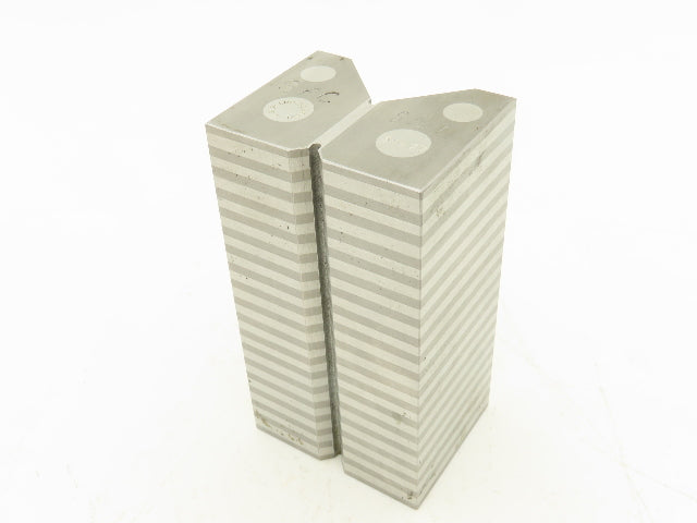 Mitutoyo 181-142 Universal Precision Steel V Block Tool 1-7/8 X 2-3/8 X 4-3/8"