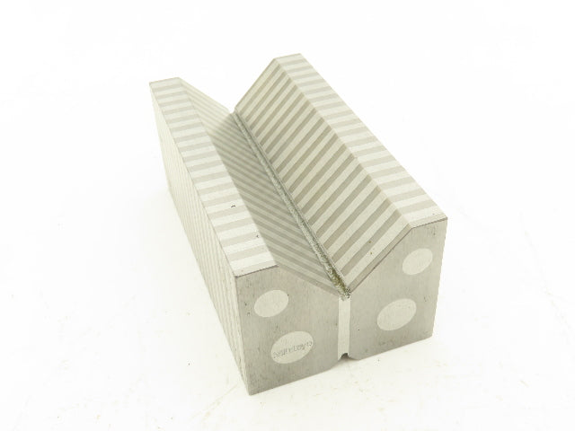 Mitutoyo 181-142 Universal Precision Steel V Block Tool 1-7/8 X 2-3/8 X 4-3/8"