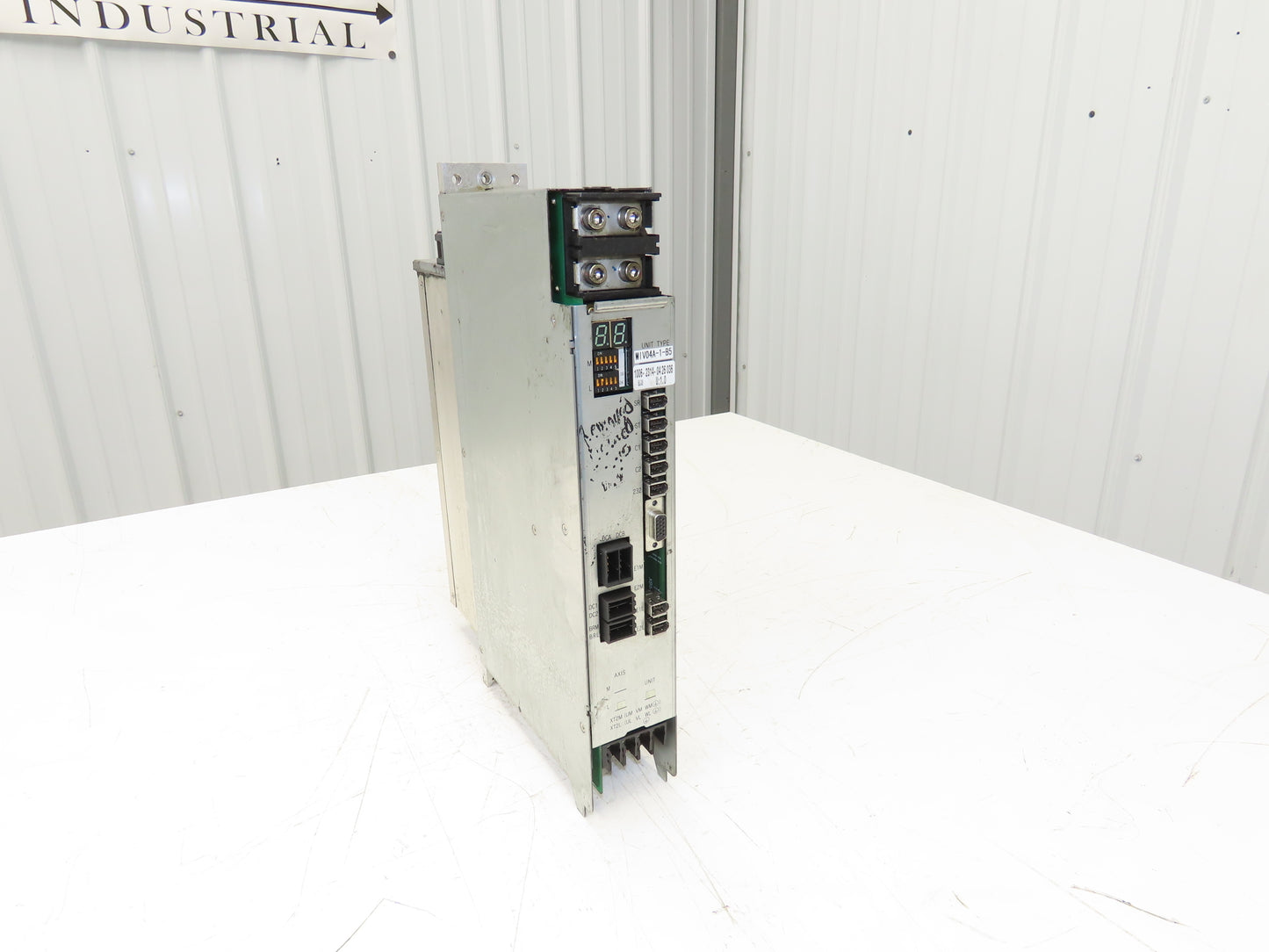 Okuma MIV04A-1-B5 AC Servo Drive Amplifier U:1.0