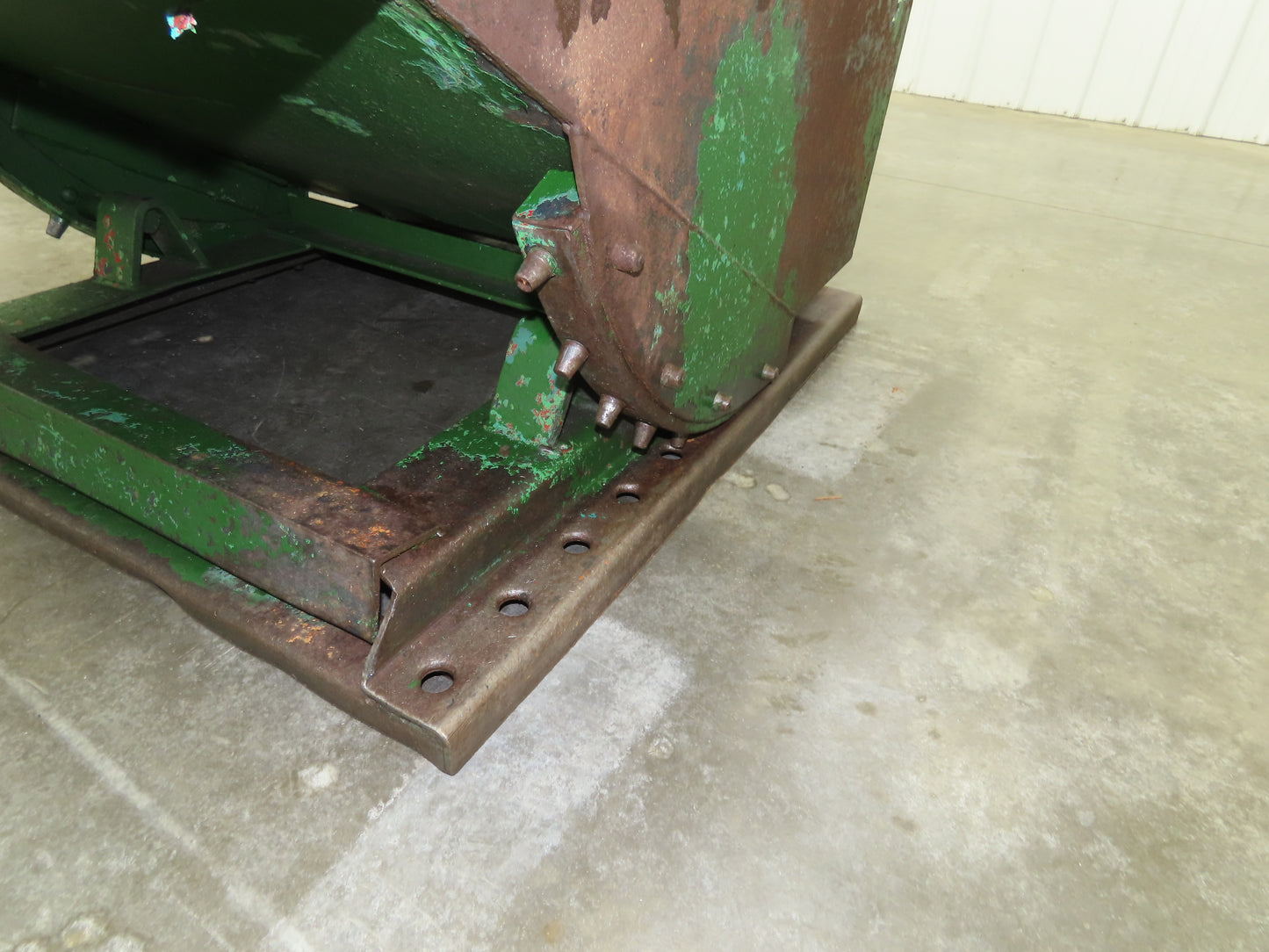 Roura Self Dumping Hopper 1/3 Yard Forklift Steel Dumpster 40x48x24"