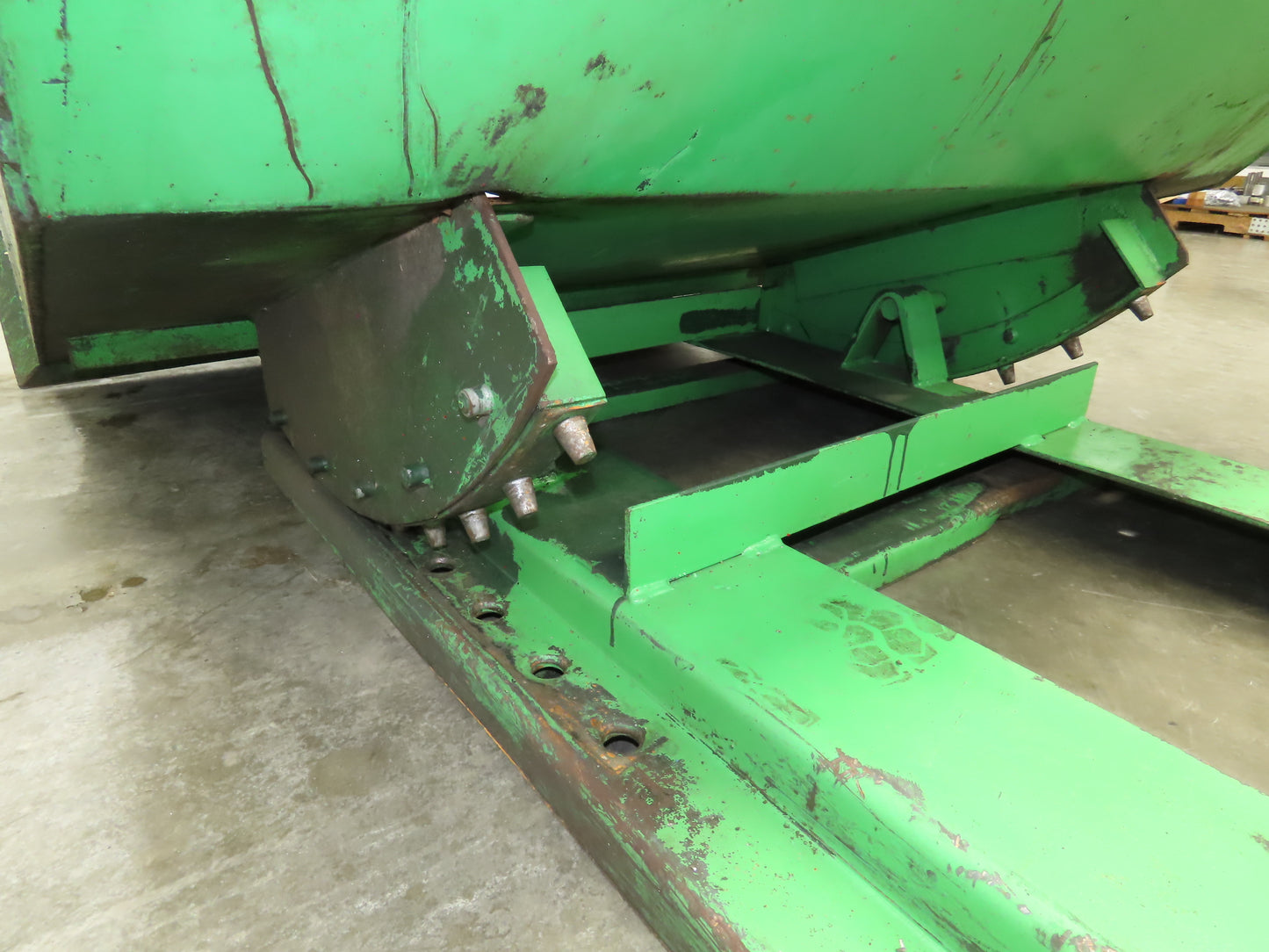 Roura Self Dumping Hopper 2 Yard Forklift Steel Dumpster 64x57x46" Damaged