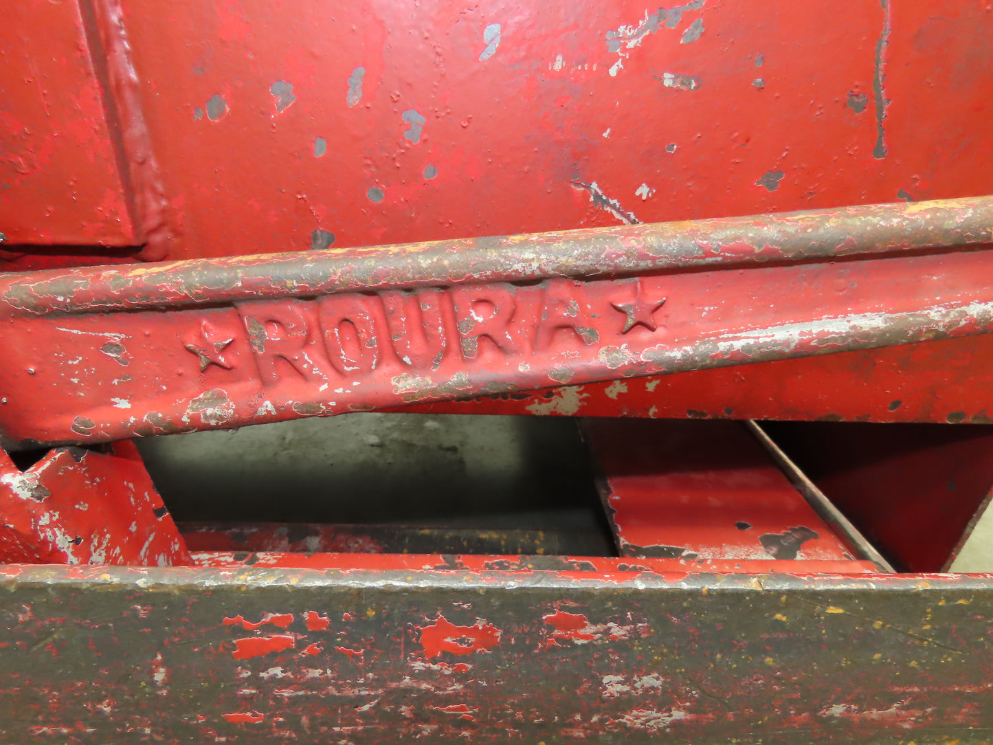 Roura Self Dumping Hopper 1/2 Yard Forklift Steel Dumpster 50x38x32"