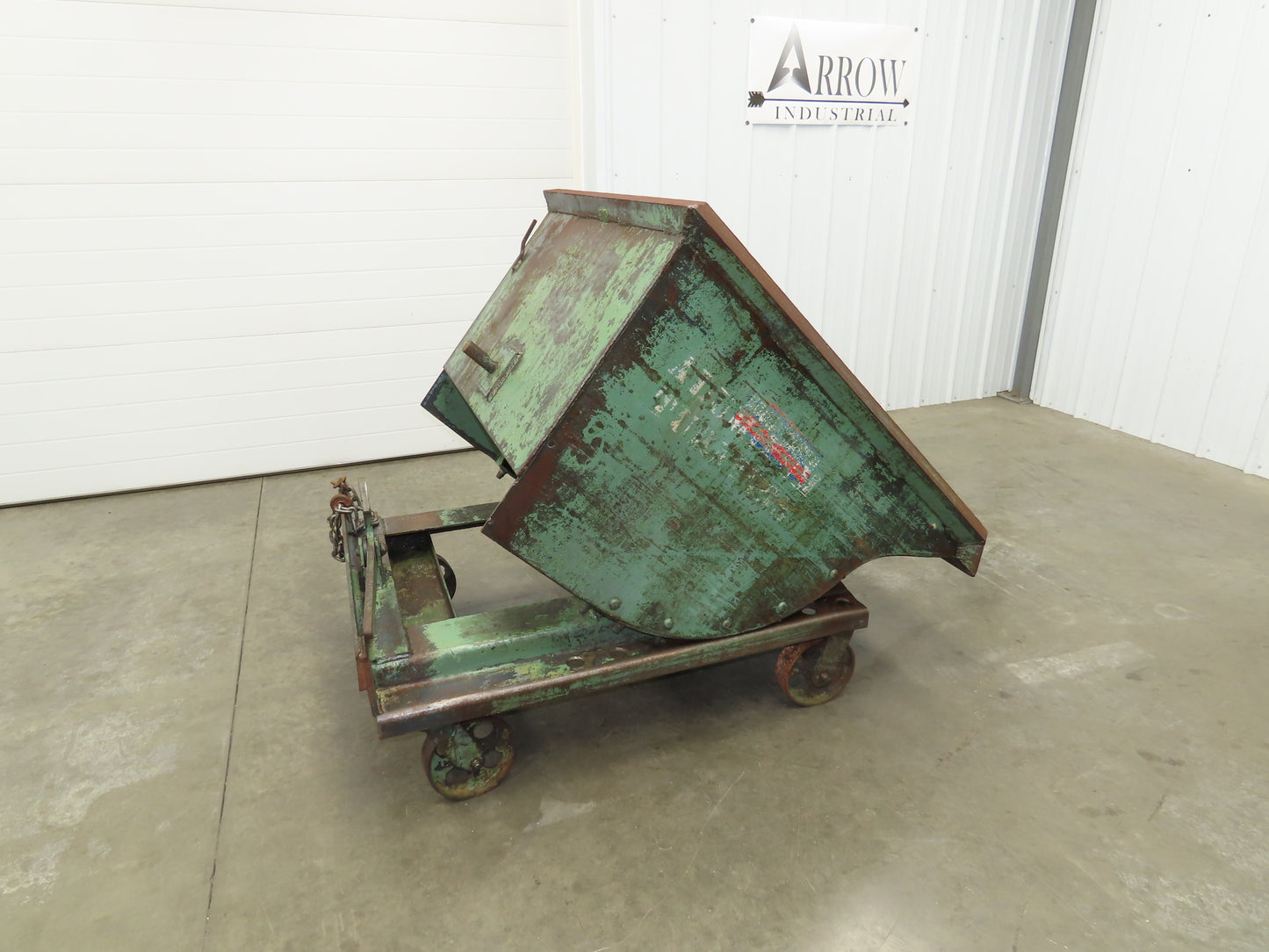 Self Dumping Hopper 1/2 Yd Capacity Heavy Duty Steel Casters 52x38x41"