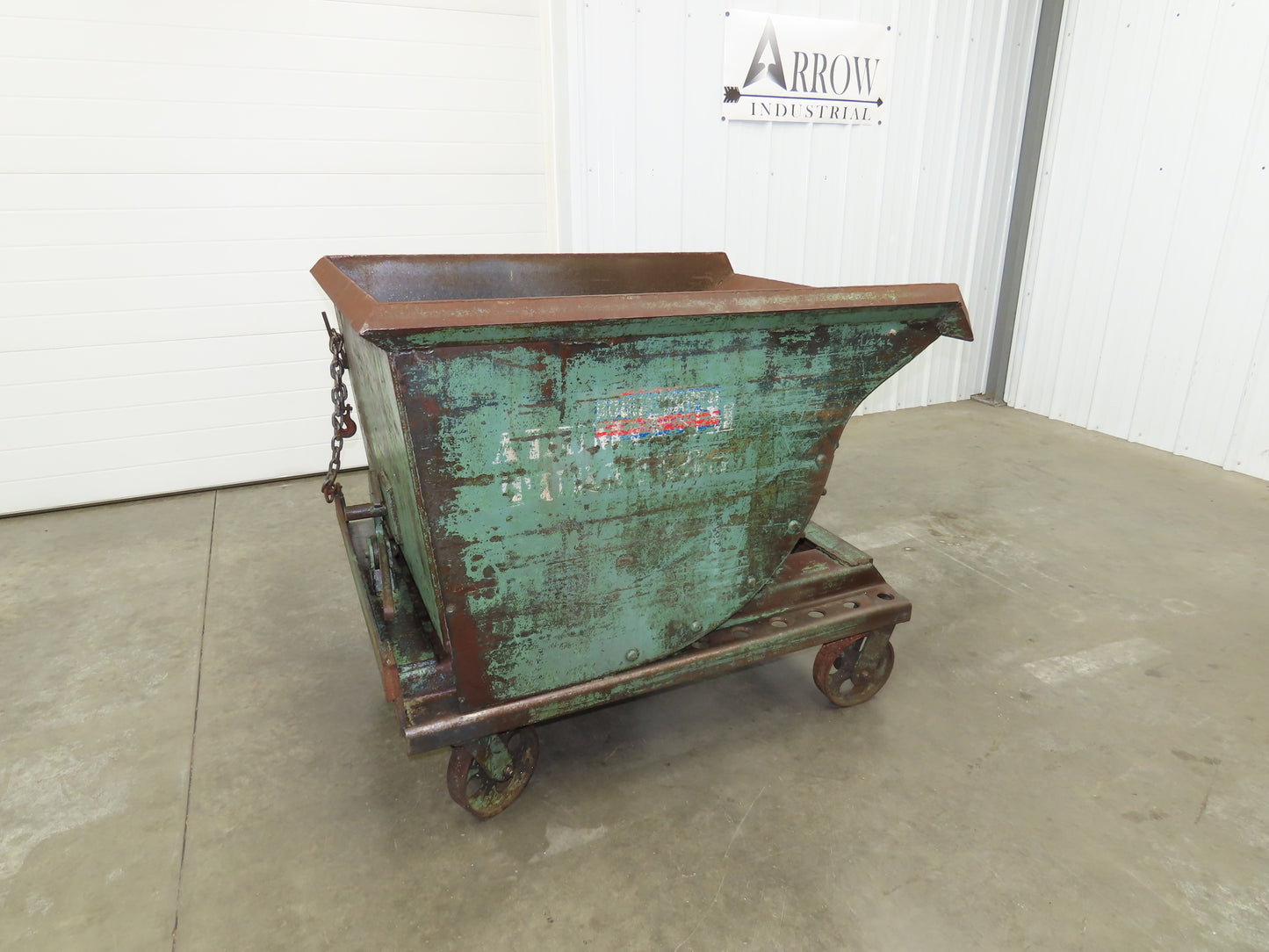 Self Dumping Hopper 1/2 Yd Capacity Heavy Duty Steel Casters 52x38x41"