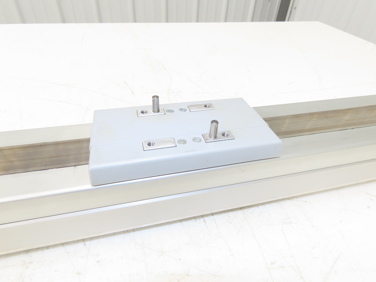 IAI Robo Cylinder Linear Screw Actuator 4mm Lead 400mm Stroke 24VDC