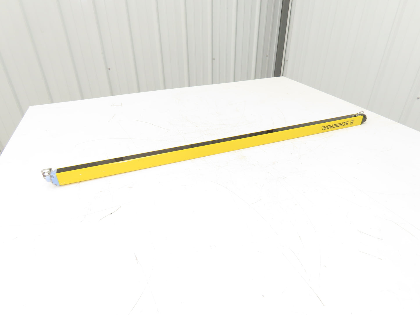 Schmersal SLC440-R-0890-14-01 Safety Light Curtain Receiver 890mm 24VDC 0.3-7m