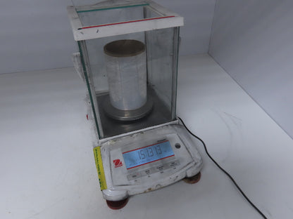 Ohaus PX523/E Pioneer 520g Balance Analytical/Precision Scale w/ Draft Shield