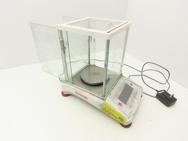 Ohaus PX523/E Pioneer 520g Balance Analytical/Precision Scale w/ Draft Shield