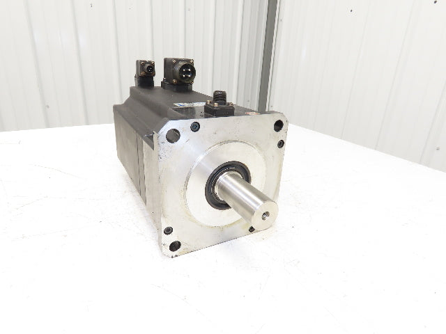 Okuma BL-MC300J-20SBA AC Servo Motor 6kW 2000 RPM 133V 28.6A 3PH W/Encoder -READ