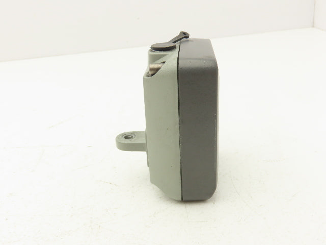 Mahr Federal DEI-71110-D Maxum III Digital Comparator Indicator Gage .0001"