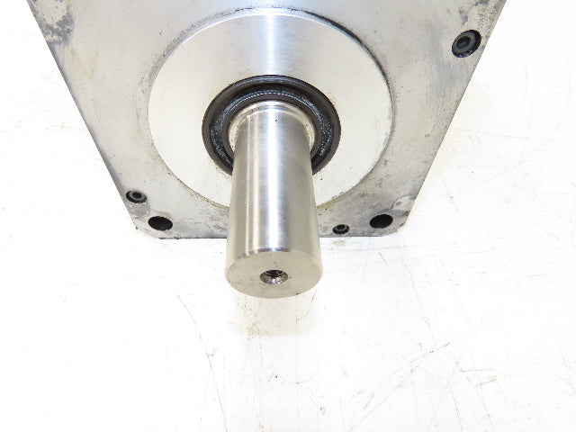 Okuma BL-MC300J-20SB AC Servo Motor 6kW 2000 RPM 133V 28.6A 3PH Encoder -READ