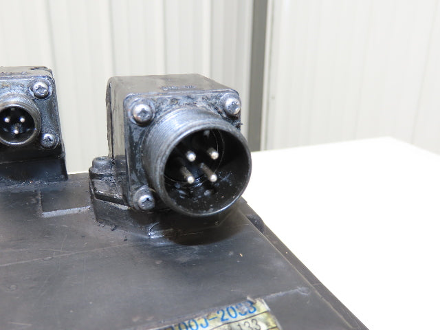 Okuma BL-MC100J-20SB AC Servo Motor 2kW 2000 RPM 133V 8.91A 3PH Encoder
