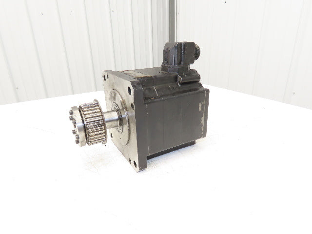 Okuma BL-MC100J-30SNA AC Servo Motor 3kW 3000 RPM 14.7A 133V 3PH W/Encoder