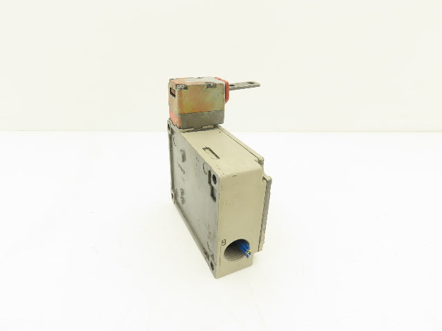 Omron D4BL-2DRG Solenoid Interlock Safety Door Switch 24VDC With Straight Latch