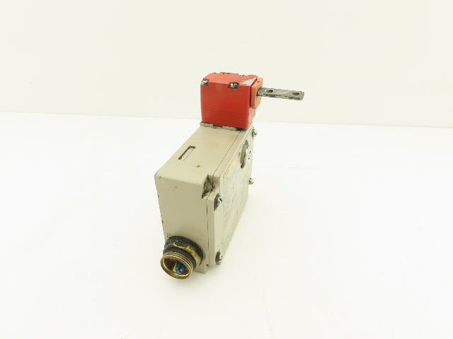 Omron D4BL-2DRA Solenoid Interlock Safety Door Switch 24VDC