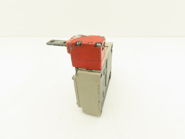 Omron D4BL-2DRA Solenoid Interlock Safety Door Switch 24VDC